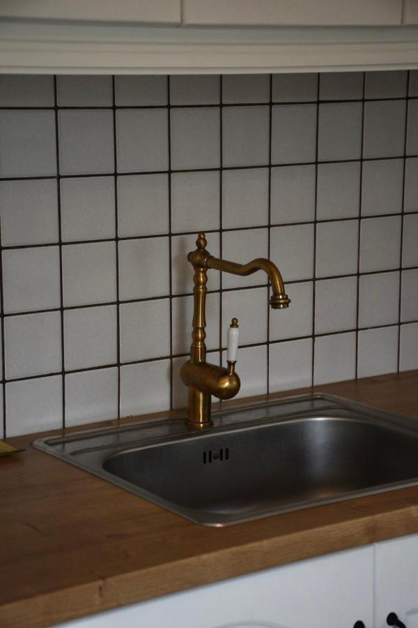 House Apartment *